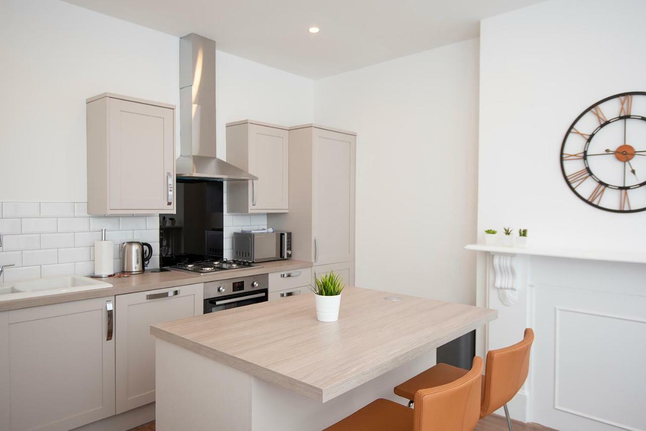 Flat A - Spacious Ground Floor, 1 Bedroom Apartment In Central Southsea, פורטסמות' מראה חיצוני תמונה