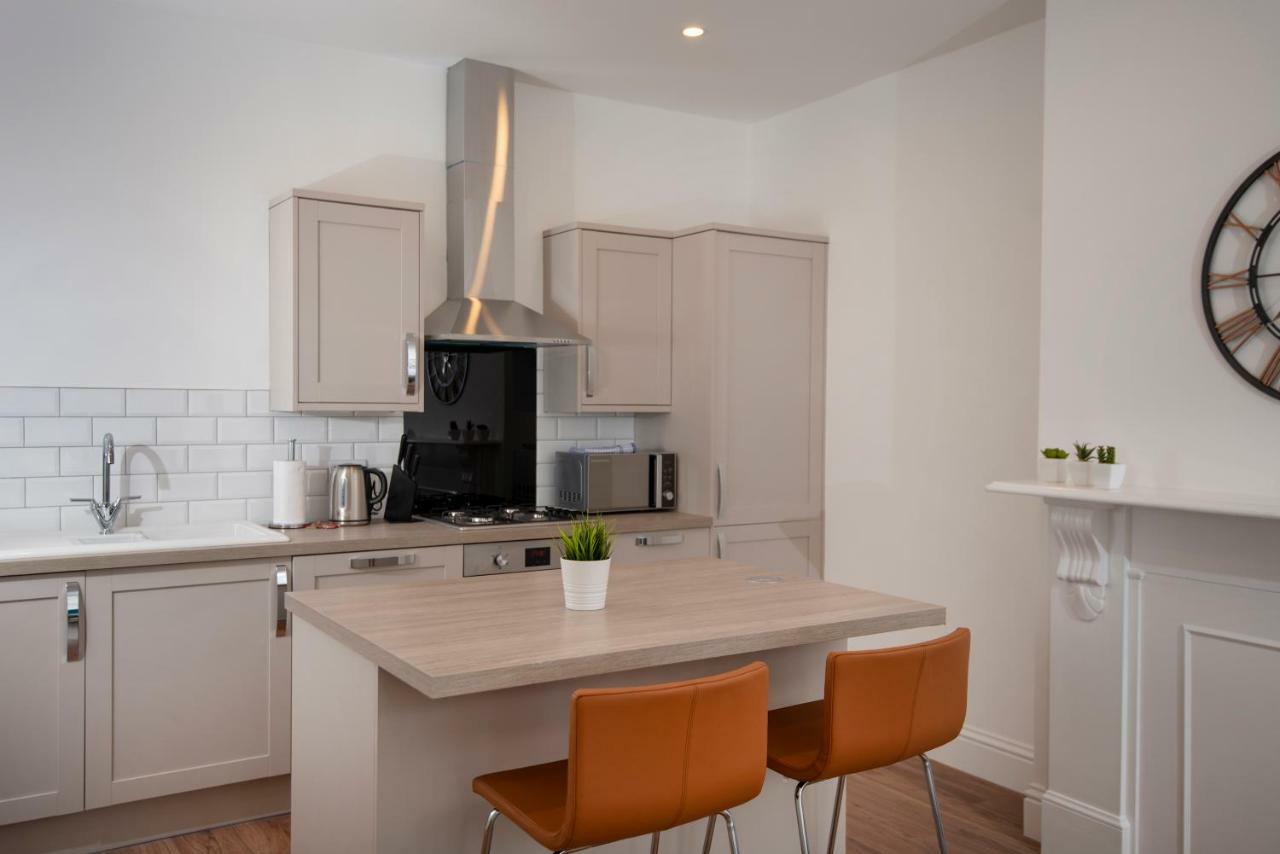 Flat A - Spacious Ground Floor, 1 Bedroom Apartment In Central Southsea, פורטסמות' מראה חיצוני תמונה